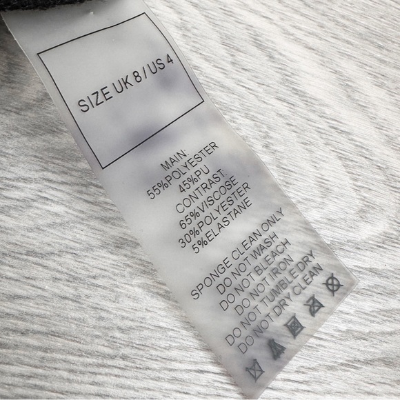 NWT MANIÈRE DE VOIR Vegan Leather Zip Off Leggings to Shorts - Picture 12 of 16